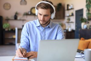 ۱۰ نکته برای موفقیت در کلاس‌های آنلاین
